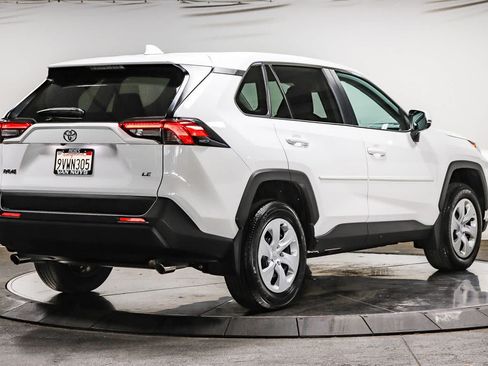 Certified 2025 Toyota RAV4 LE FWD image 4