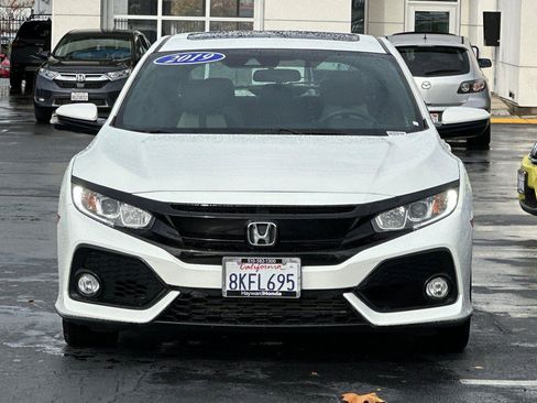 Certified 2019 Honda Civic EX image 8