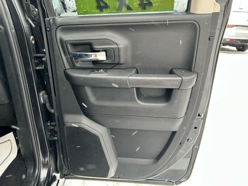 Used 2018 RAM 1500 Sport w/ Convenience Group image 15