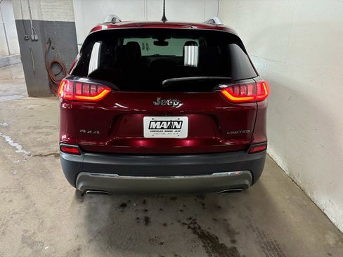 Used 2019 Jeep Cherokee Limited AWD/4WD image 8