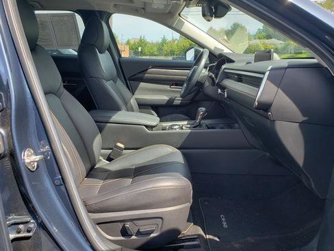 Used 2025 MAZDA CX-50 AWD 2.5 S w/ Weather Package image 18