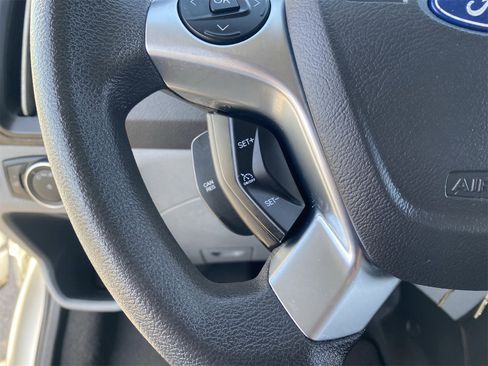 Used 2017 Ford Transit 150 XLT image 28