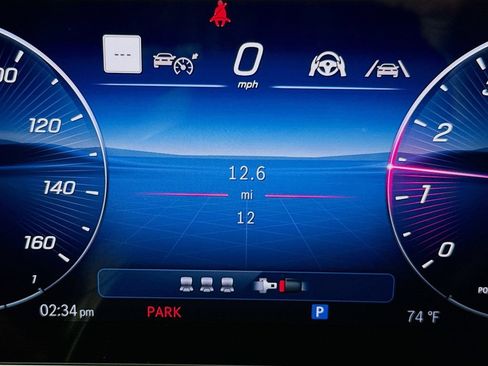 New 2026 Mercedes-Benz GLC 300 4MATIC image 12