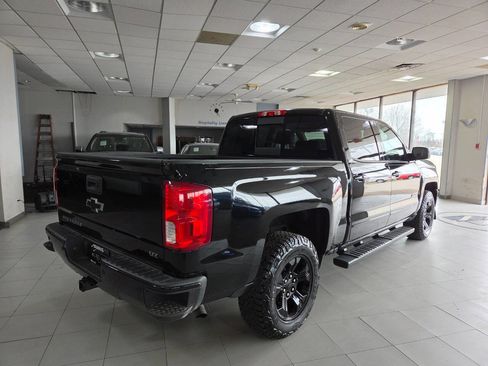 Used 2018 Chevrolet Silverado 1500 LTZ Z71 w/ LTZ Plus Package image 9