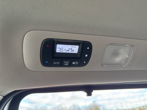 Used 2014 Honda Odyssey EX-L image 42