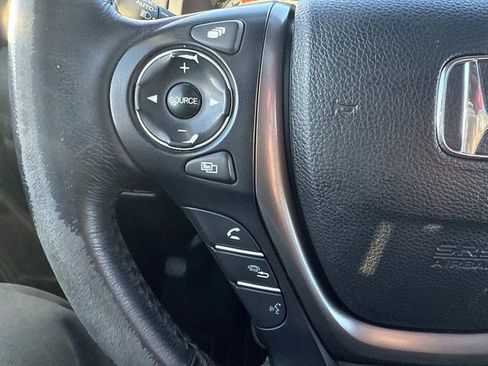 Used 2019 Honda Ridgeline RTL-T image 36