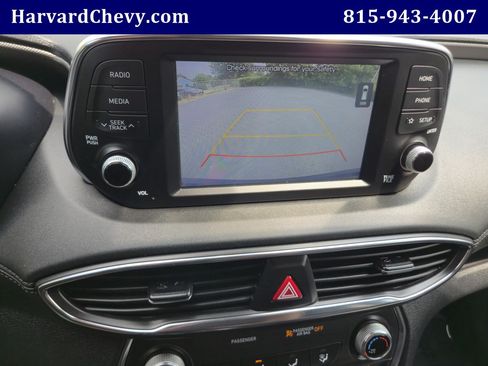 Used 2020 Hyundai Santa Fe SE FWD image 9