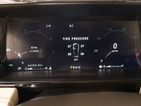 Used 2019 Lincoln Navigator Reserve AWD/4WD image 4