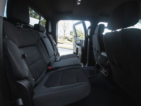 Used 2020 Chevrolet Silverado 1500 LT w/ All-Star Edition image 30