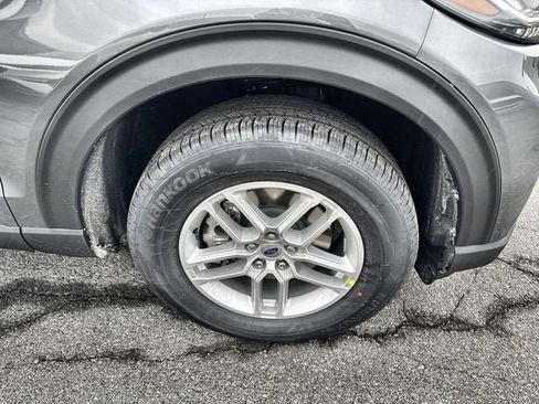 New 2026 Ford Explorer Active AWD/4WD image 10