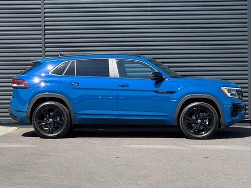 Used 2025 Volkswagen Atlas Cross Sport SEL R-Line AWD/4WD image 8