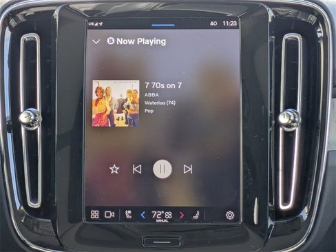 New 2025 Volvo XC40 B5 Plus w/ Protection Package Premier image 19