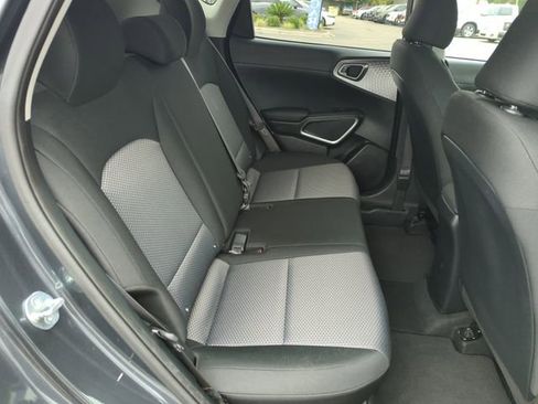 Used 2024 Kia Soul LX w/ Option Group 015 FWD image 30