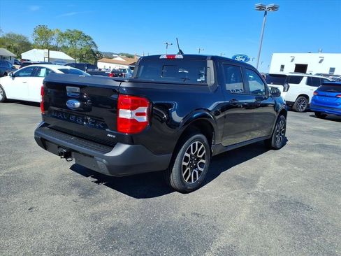 Used 2023 Ford Maverick Lariat w/ Lariat Luxury Package image 4
