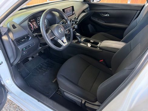 Used 2023 Nissan Sentra S image 2