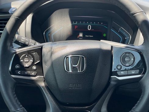 Certified 2024 Honda Odyssey Elite image 12