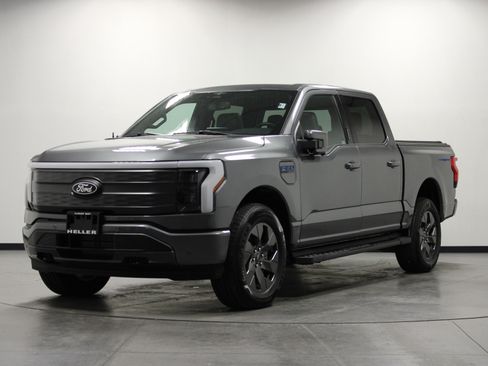 Used 2024 Ford F150 Lightning Lariat AWD/4WD image 8