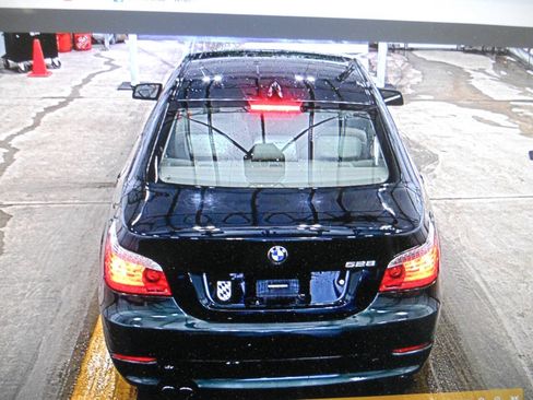 Used 2008 BMW 528i Sedan w/ Premium Pkg RWD image 24