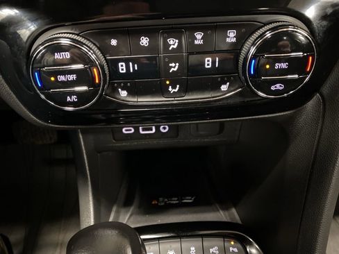 Used 2023 Buick Encore GX Essence w/ Advanced Technology Package image 19