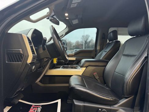 Used 2019 Ford F250 Lariat w/ Lariat Value Package image 28