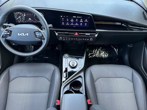 Used 2023 Kia Niro Wind FWD image 15