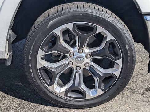 Used 2022 RAM 1500 Limited w/ Trailer Tow Group image 8