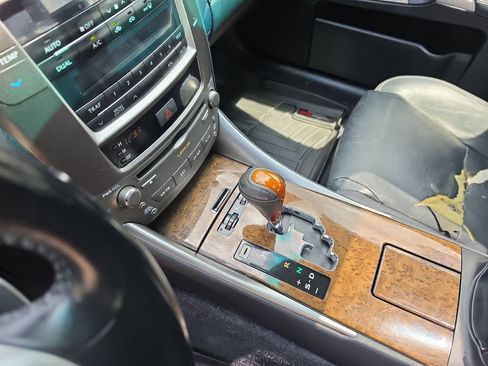 Used 2013 Lexus IS 250 w/ Premium Pkg Value Edition RWD image 22