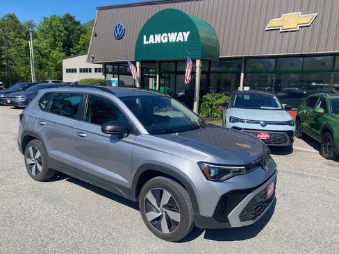Used 2025 Volkswagen Taos S AWD/4WD image 1