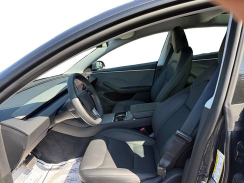 Used 2025 Tesla Model 3 Long Range RWD image 9