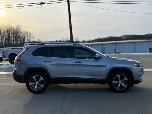 Used 2020 Jeep Cherokee Limited image 16