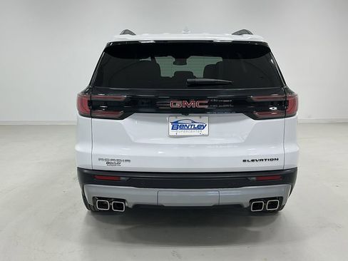 Used 2025 GMC Acadia Elevation image 4