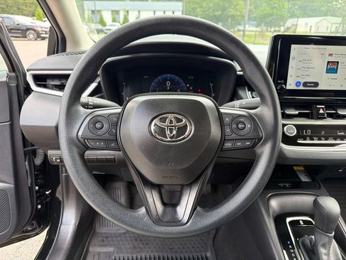 Used 2026 Toyota Corolla LE w/ LE Premium Package FWD image 15