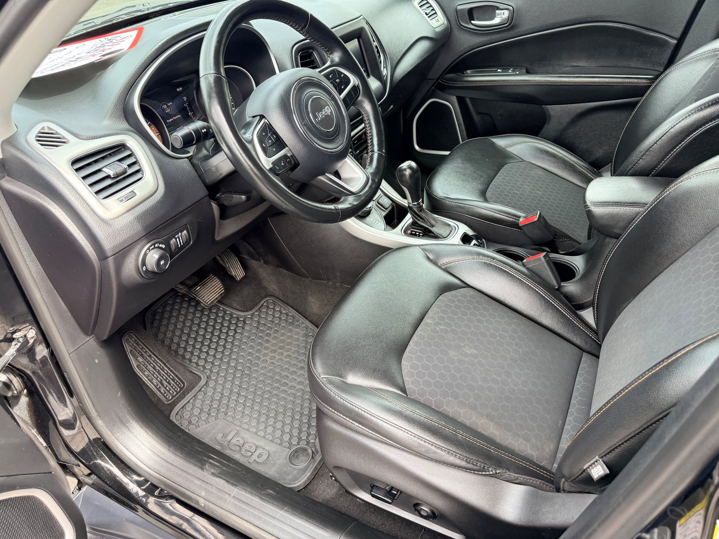 Used 2019 Jeep Compass Latitude w/ Popular Equipment Group AWD/4WD image 13