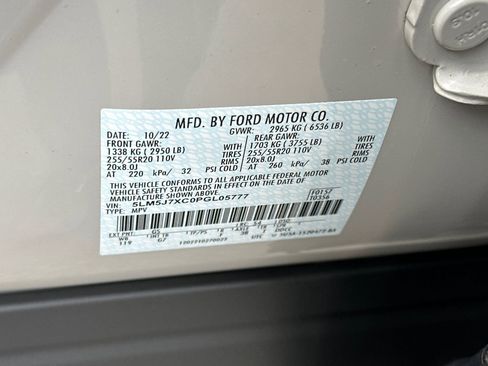 Used 2023 Lincoln Aviator Reserve w/ Elements Package Plus image 41