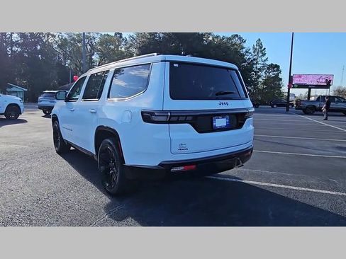 New 2026 Jeep Grand Wagoneer Limited image 28