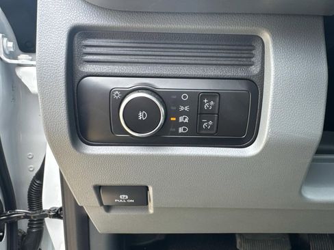 New 2025 Ford F550 4x4 Regular Cab Super Duty image 30