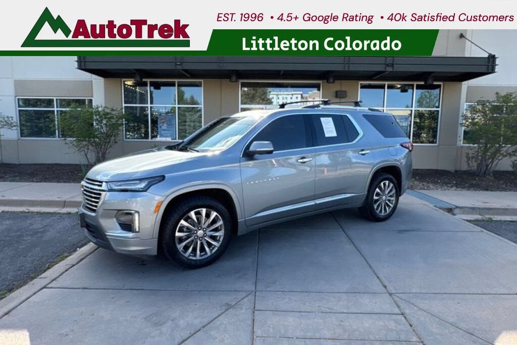 Used 2023 Chevrolet Traverse Premier AWD/4WD image 1