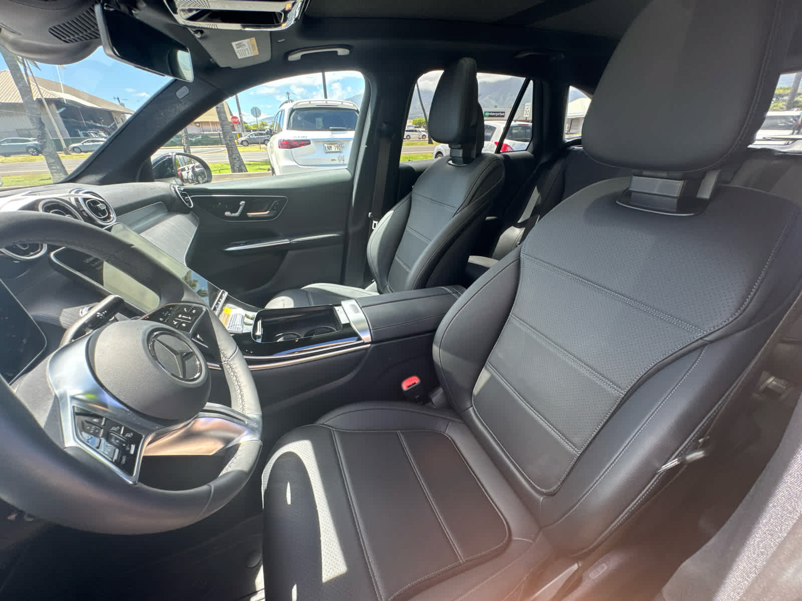 Used 2026 Mercedes-Benz GLC 300 image 24