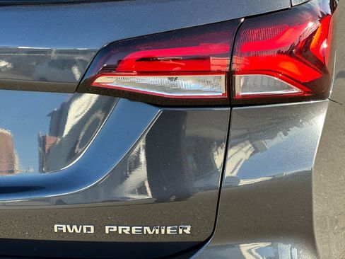 Used 2022 Chevrolet Equinox Premier image 36