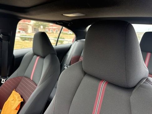 Used 2025 Toyota Corolla SE image 9