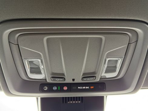 New 2026 Chevrolet Silverado 1500 Custom Trail Boss w/ LPO, Dark Essentials Package AWD/4WD image 18