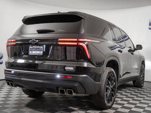 Used 2024 Chevrolet Traverse LS w/ Midnight/Sport Edition image 6