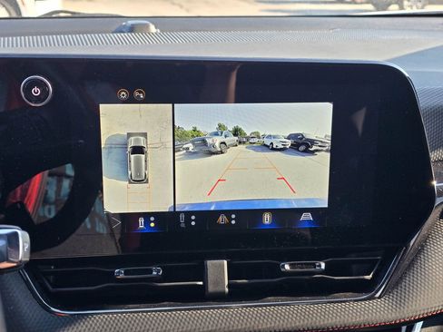 Used 2025 Chevrolet Equinox RS w/ Safety and Technology Package FWD image 15