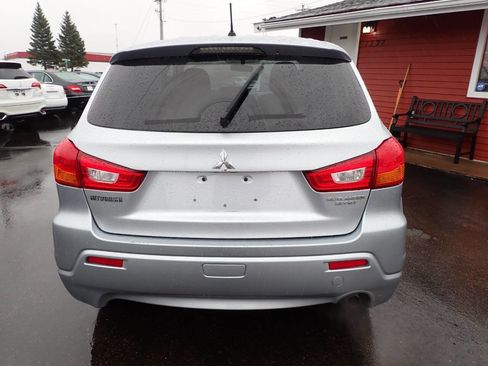 Used 2011 Mitsubishi Outlander Sport ES image 5