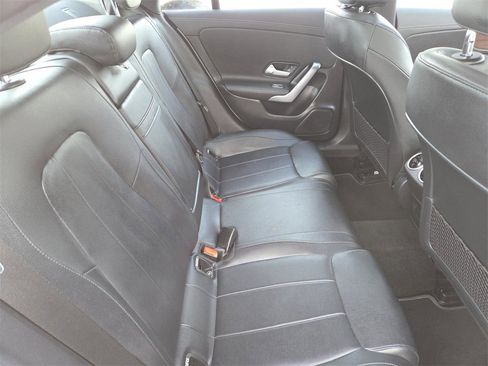 Used 2023 Mercedes-Benz CLA 250 4MATIC image 18