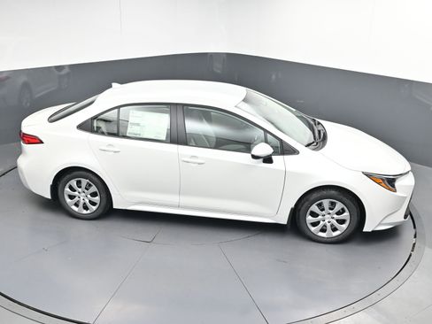 New 2026 Toyota Corolla LE image 29