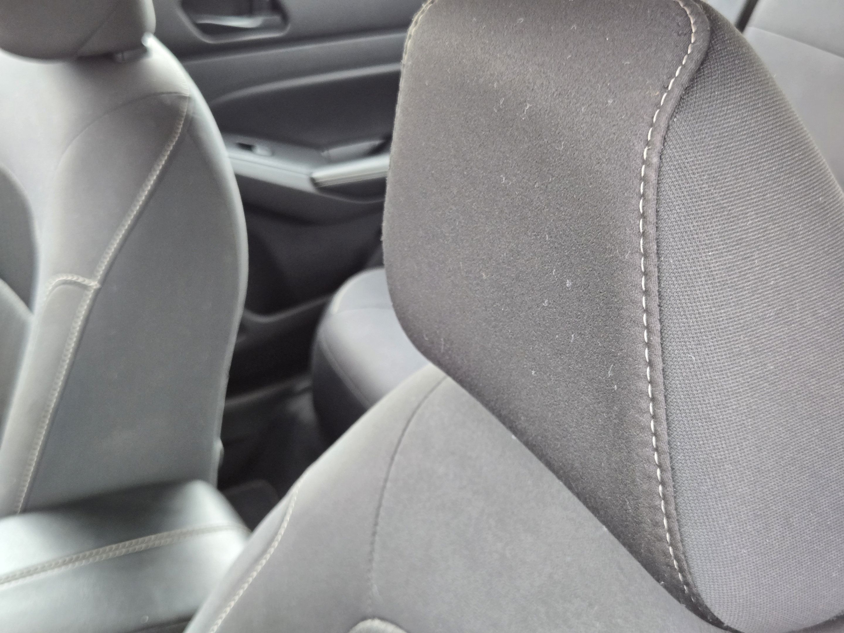 Used 2025 Nissan Altima 2.5 SV FWD image 11