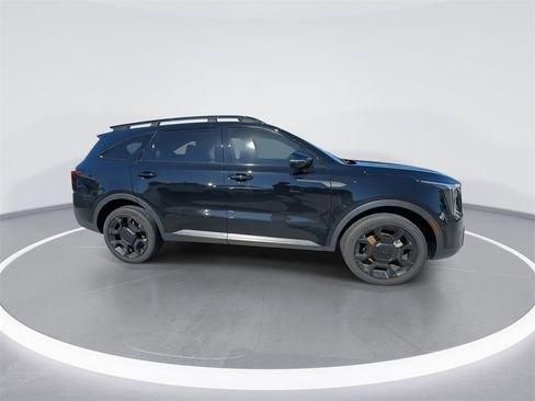 Used 2025 Kia Sorento SX image 9