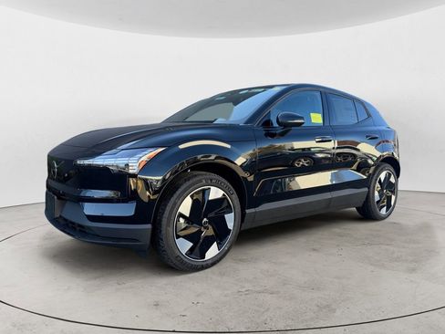 New 2026 Volvo EX30 Plus w/ Protection Package Premier image 2
