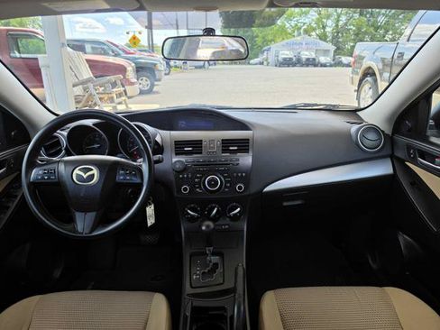 Used 2012 MAZDA MAZDA3 i Touring FWD image 17